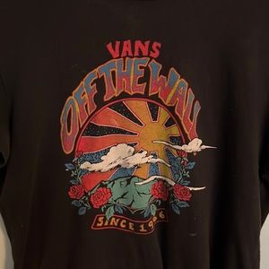 Medium vans graphic tee, super cute in great condition